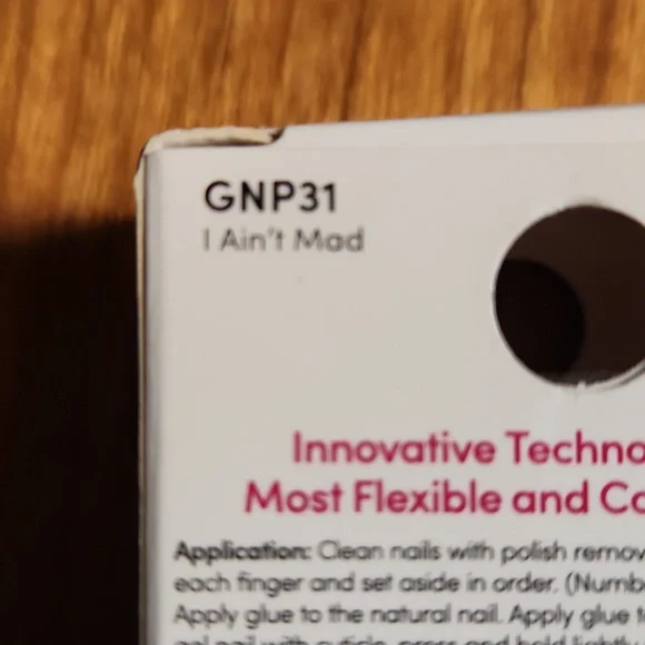 Press on nail sets - Picture 5 of 6